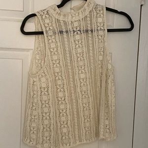 Lace sleeveless blouse